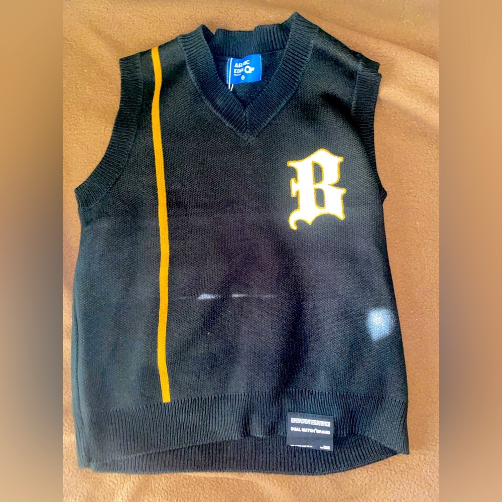Black Men’s Vest size Medium